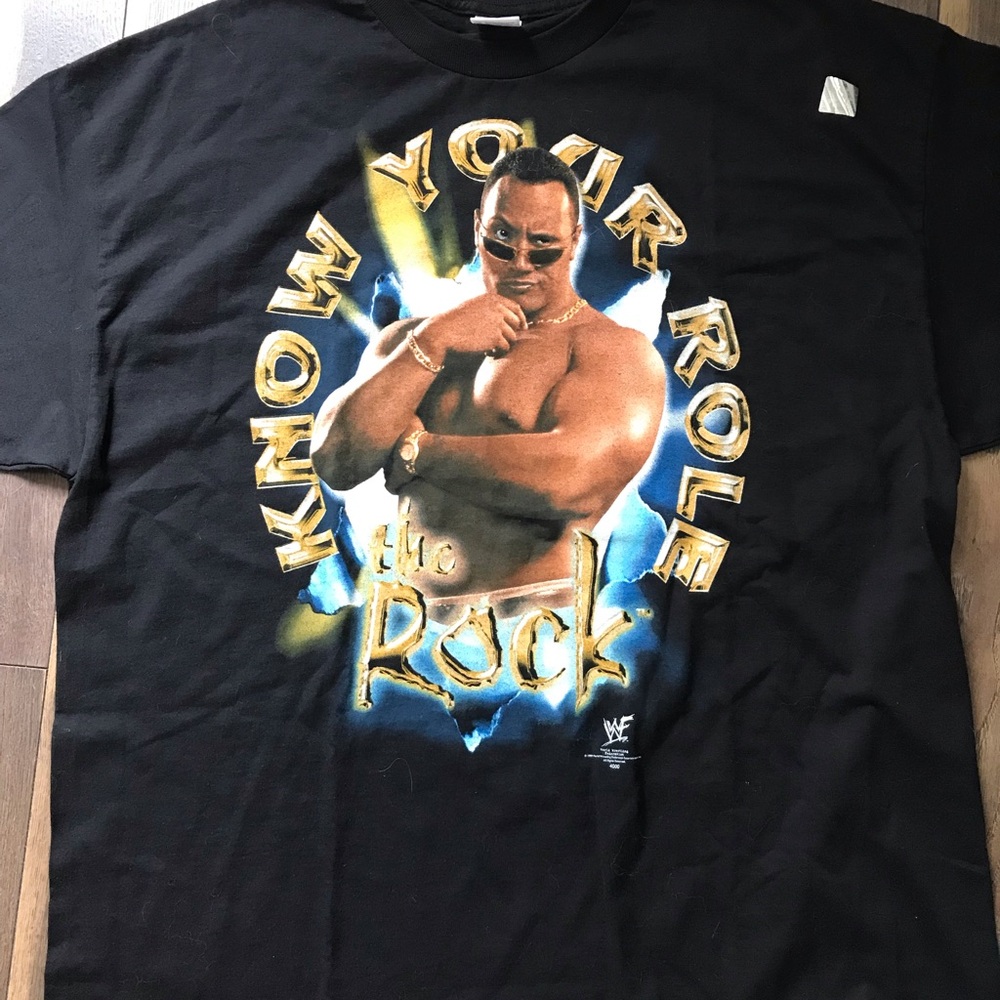 Amazing condition 1999 WWF the Rock T-Shirt “Know your Role” Rare Vintage